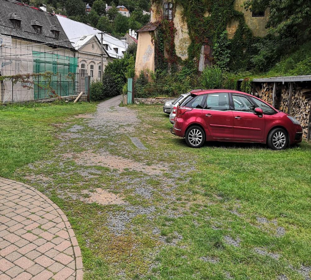 Hostel Skautsky Dom Banská Štiavnica 外观 照片