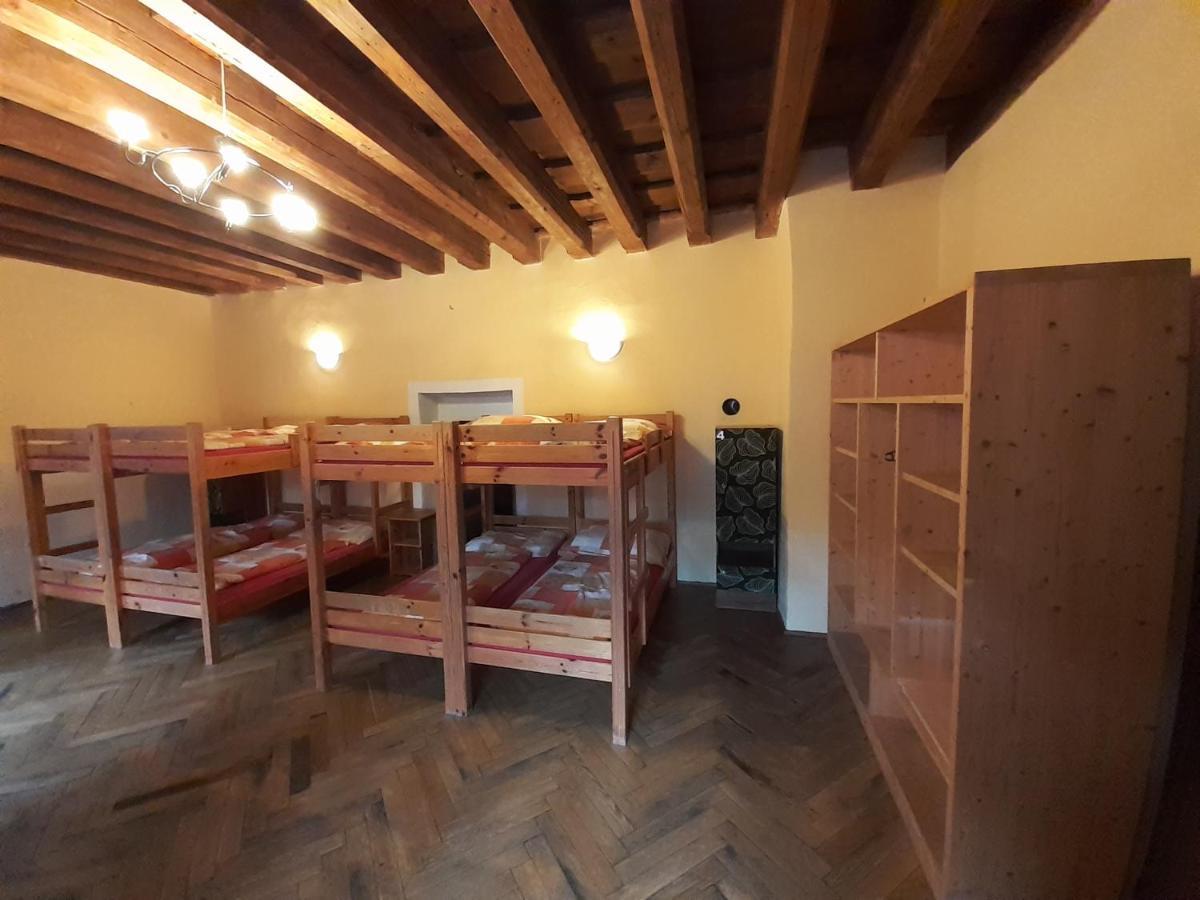Hostel Skautsky Dom Banská Štiavnica 外观 照片