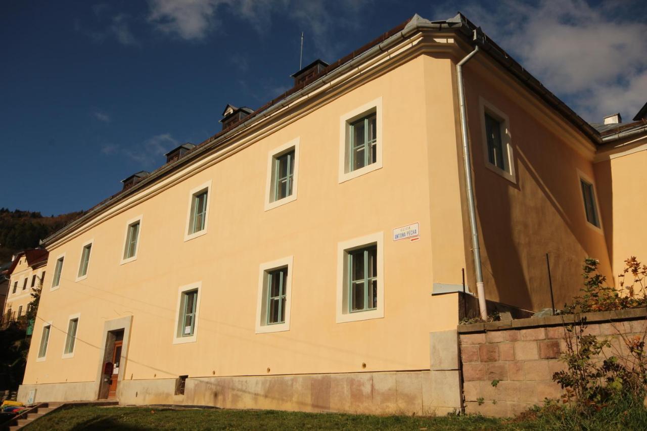 Hostel Skautsky Dom Banská Štiavnica 外观 照片