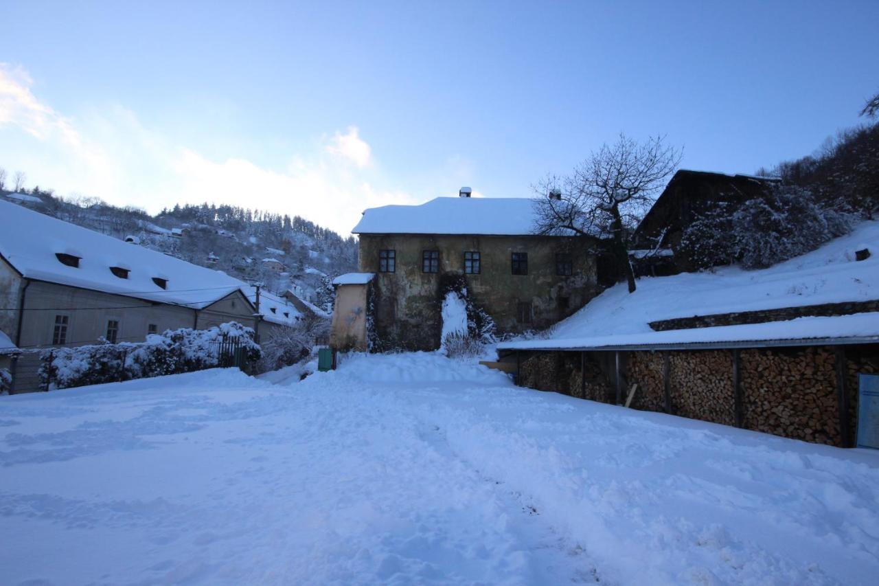 Hostel Skautsky Dom Banská Štiavnica 外观 照片