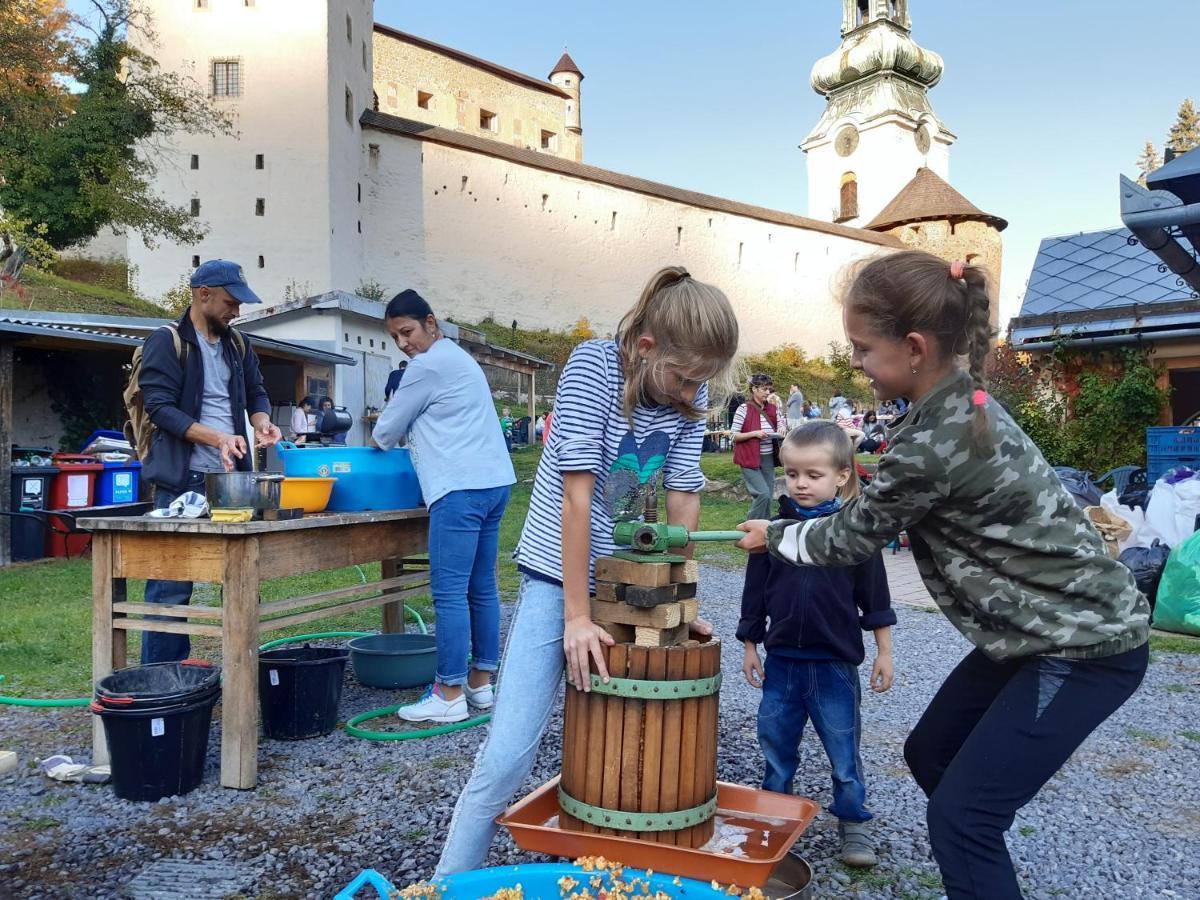 Hostel Skautsky Dom Banská Štiavnica 外观 照片