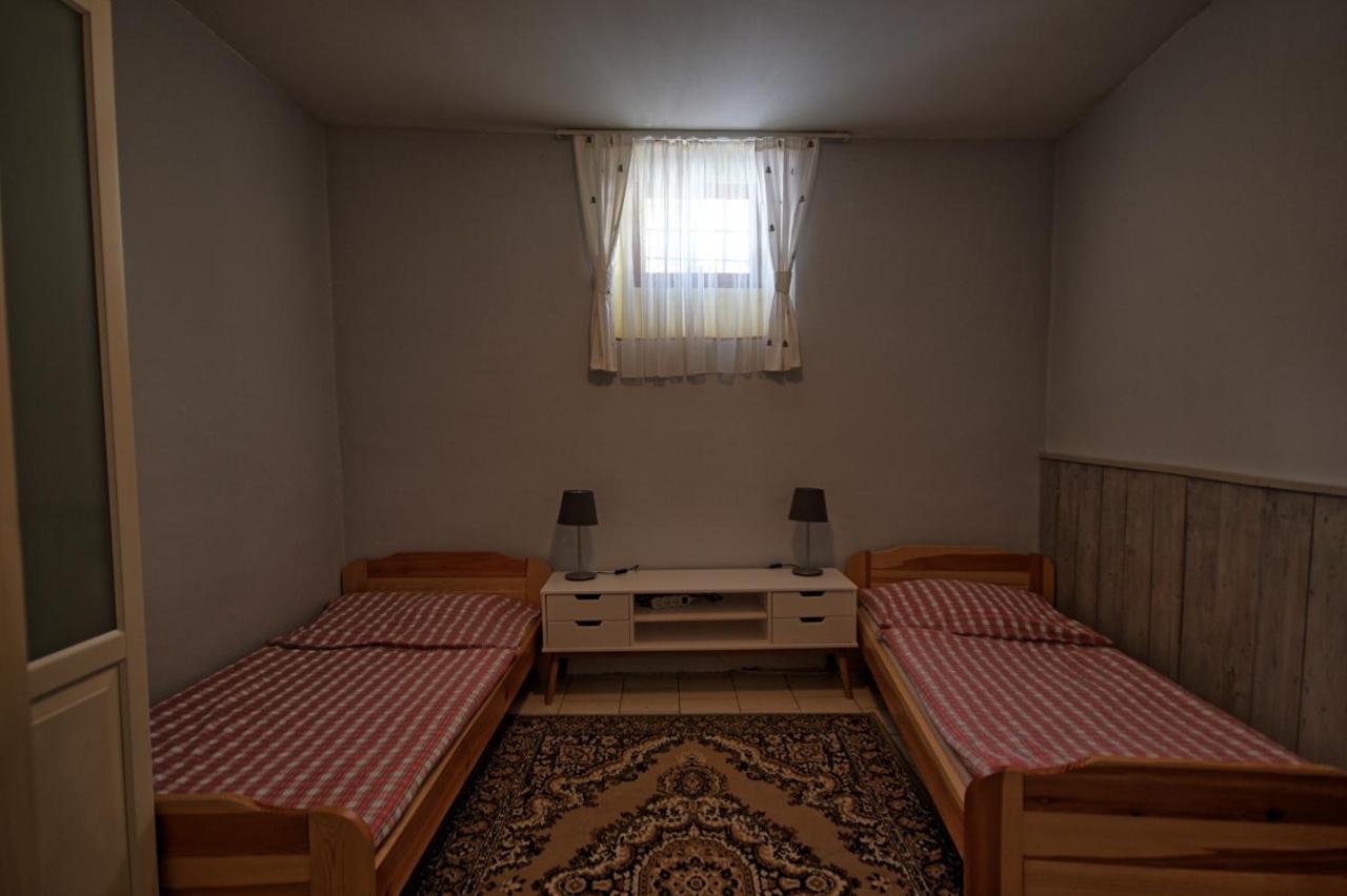 Hostel Skautsky Dom Banská Štiavnica 外观 照片